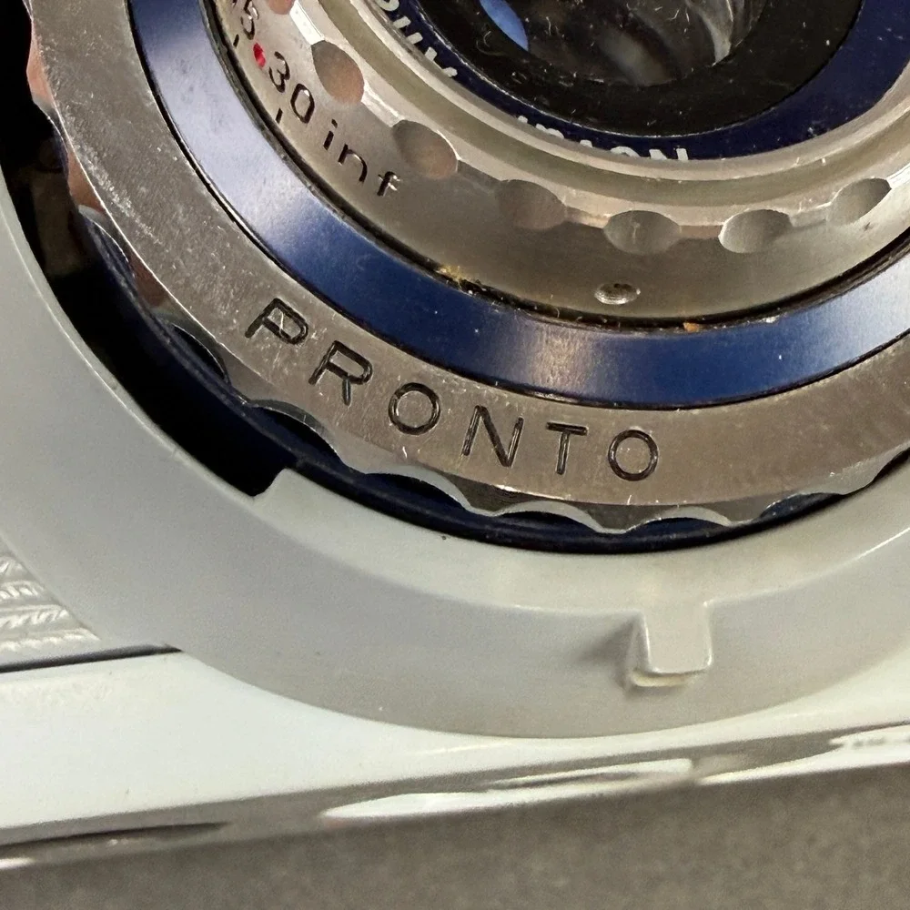 Zeiss Ikon Ikonette 35mm vintage Camera for parts or repair